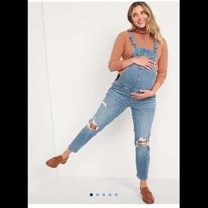 NWT Old Navy Maternity Overalls, Size 8